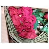 Jefuzh 50 PCS Fake Red Roses, Artificial Red Flowers Bulk Realistic Silk Faux Rose with Stems for Wedding Decoration Anniversary Bridal Bouquet DIY Floral Arrangement Romantic Home Decor Gifts