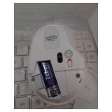 Wireless Keyboard Mouse Combo, Ultra-Slim USB Keyboard Silent Mouse Set, Water-Dropping Keycaps, 12 Shortcuts, 2.4GHz Wireless Connection for PC Laptop Windows XP/7/8/10, Vista, Mac (White)