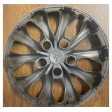 Set of 4 Toyota 15” Hubcaps / Wheel Covers – Silver