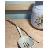 Handcrafted Vintage Style Daisy Kitchenware Collection