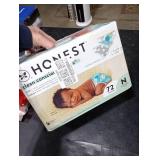 The Honest Company Clean Conscious Diapers for Delicate Skin, Up to 100% Leakproof Hypoallergenic Fragrance-Free Baby Diapers, Gender Neutral Prints, Club Box, Size Newborn, 72 Count (Prints May Vary)