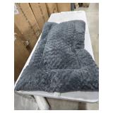 Washable Dog Bed Mat Ultra Soft Dog Crate Pad Comfy Fluffy Pet Kennel Beds Dog Sleeping Mattress for Large Jumbo Medium Small Dogs, 41 x 27 Inch, Gray