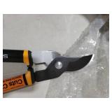 Fiskars Steel Blade Bypass Lopper With Softgrip Steel Handle