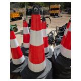 Professional Grade Traffic Safety Cones - 28 inch 150 pieces