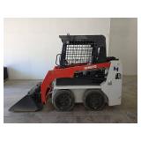 HH670 Skid Steer Loader with 42\" Bucket