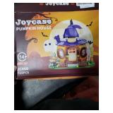 Halloween Pumpkin House Building Kit, Whimsical Halloween Building Set Decor with Adorable Ghost and Pumpkin Toys, Cute Halloween Party Gift, Halloween Building Bricks Compatible with Lego