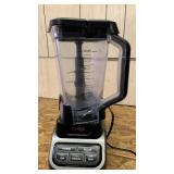 Ninja Professional 1000W Blender - Retail: $127