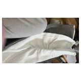 Twin Box Spring Bed Base, Heavy Duty Metal Box Spring Mattress Foundation 3000lbs Max Weight, Easy Assembly, Quiet & Noise-Free - Retail: $80