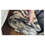 Outdoor Rug 5x8 ft Plastic Modern Area Rug Black & Beige - Retail: $27