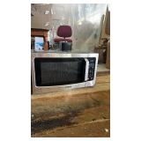 TOSHIBA EM131A5C-SS Countertop Microwave Ovens 1.2 Cu Ft with 12.4\" Removable Turntable Smart Humidity Sensor, 12 Auto Menus Mute Function ECO Mode Easy Clean Interior, 1000W, Silver - Retail: $149