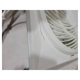 Amazon Basics Window Fans for Home Bedroom, Twin Heads, Cooling Airflow, Exhaust, Expandable Side Panel Basic Control, 2 Speeds, 68W, 9 inch, White powers on