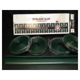 Chain-Link Fence Blade Slats with Bottom Lock (4-ft, Green) - Retail: $50