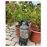 Hooyizer Owl Decoy 360 Rotate Head, Scarecrow Fake Owls Natural Enemy Realistic Owls to Scare Birds Away - Retail: $22