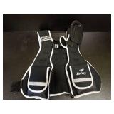 Adjustable Weighted Vest Woman Men 17-24lb Weight Vest with 5 Ironsand Weights, Women Weighted Vests with Zipper for Walking Running Strength Training Workout, Black - Retail: $66