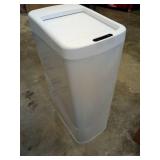 Modern Smart Automatic Sensor Trash Can - Retail: $45