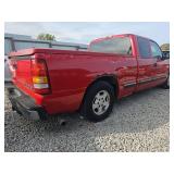 2000 Chevrolet Silverado 1500 Ext. Cab 3-Door Long Bed 2WD | RED