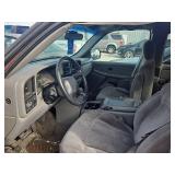 2000 Chevrolet Silverado 1500 Ext. Cab 3-Door Long Bed 2WD | RED