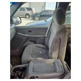 2000 Chevrolet Silverado 1500 Ext. Cab 3-Door Long Bed 2WD | RED