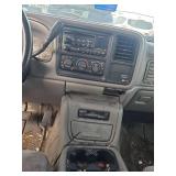 2000 Chevrolet Silverado 1500 Ext. Cab 3-Door Long Bed 2WD | RED