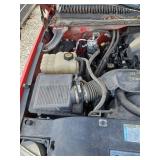 2000 Chevrolet Silverado 1500 Ext. Cab 3-Door Long Bed 2WD | RED