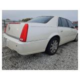 2009 Cadillac DTS Luxury i | WHITE