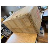 $160 EDOSTORY 80 Quart Rolling Ice Chest Cooler Cart with Ice Scoop