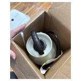 Chapin 1 gal Sprayer Industrial Poly Bleach Sprayer