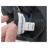 Amazon Essentials Mens Classic-Fit Wrinkle-Resistant Flat-Front Chino Pant, Black, 38W x 32L