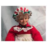 Christmas Baker Mrs. Claus Musical Figurine