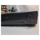 Signature 2000 VHS HQ 4-Head VCR Player