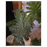 Textured White Ceramic Vase Set with Fake Leafs - Set of 2