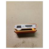 Apple iPod Shuffle 2nd Generation Orange