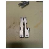 Tradition Compact Multi-Tools lot of 2