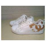 DC Court Graffik SE Women