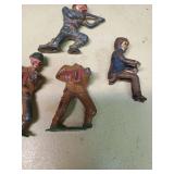 Lot of lead Military Toy Soldiers, from the 30