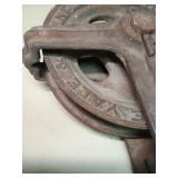 Yale Manufacturing Co. Industrial Pulley Hook