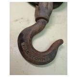 Yale Manufacturing Co. Industrial Pulley Hook