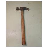Vaughan Wood Handle Claw Hammer