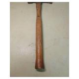 Vaughan Wood Handle Claw Hammer