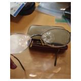 Metal Frame Oval Sunglasses with Clear Lenses