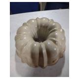 Nordic Ware Baking Set - Bundt Pan and Muffin Tin