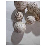 Decorative White Capiz Shell Balls