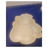 Snowman mold