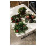 Holiday Decorative Set - Holly Wreaths and Sleigh candle rings