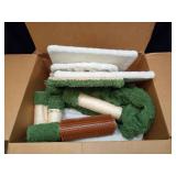 Hoopet 32-Inch Small Cat Tree for Indoor Cats, Cactus Cat Tower with Sisal Scratching Posts, Cozy Condo, Plush Perch, and Hanging Ball, Ideal for Kittens & Small Cats - Retail: $42