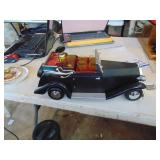 Vintage Car W/ Flask and shot glasses - NIB