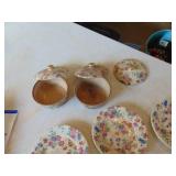 Selection of vintage Crock - Pottery - China - OLD