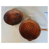 2 Cast Iron Pans - needs cleaned up
