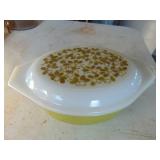 Pyrex Casserole with Lid