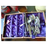 Silver Ware Set - - -